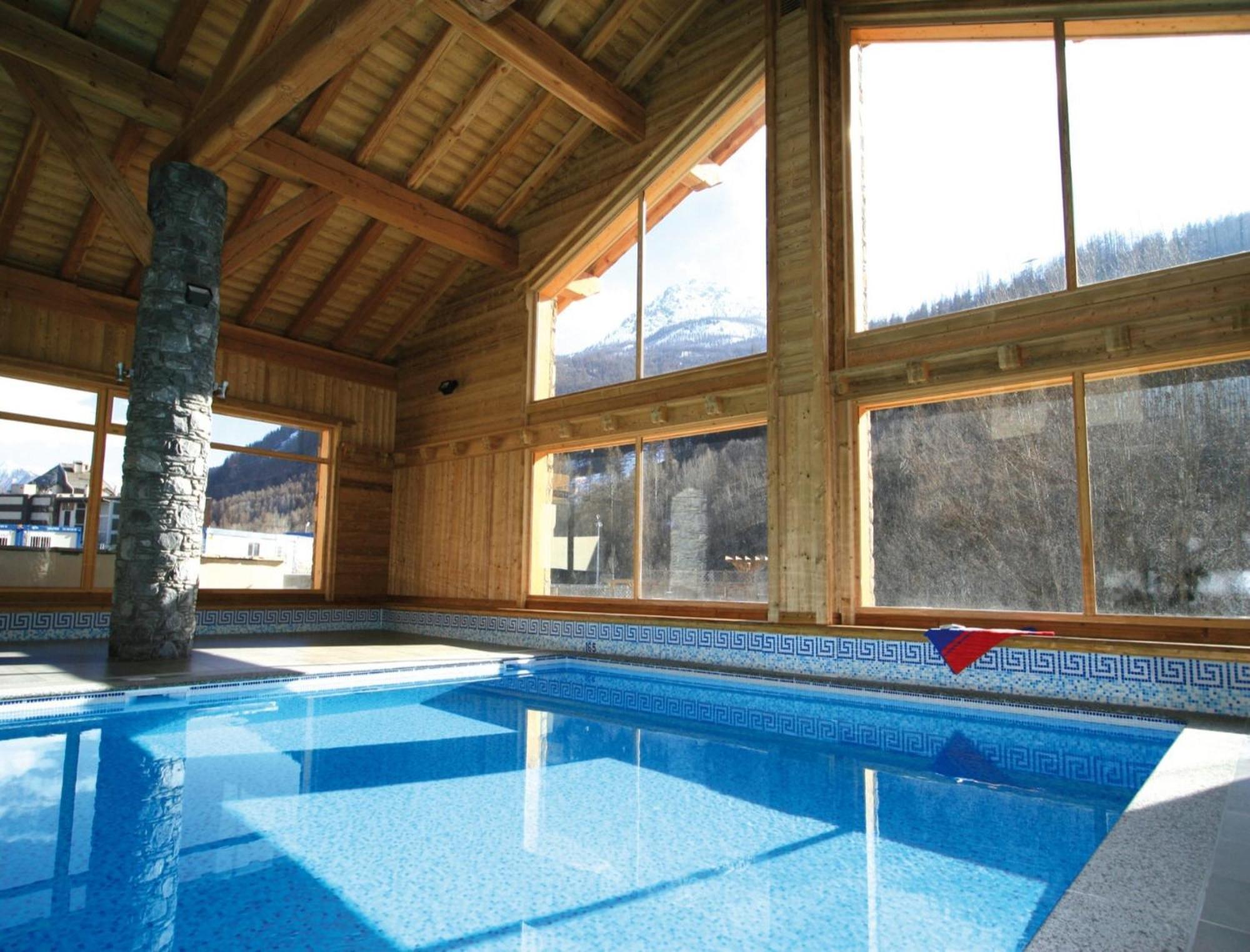 Lagrange Vacances Le Hameau Du Rocher Blanc Serre Chevalier Exterior photo