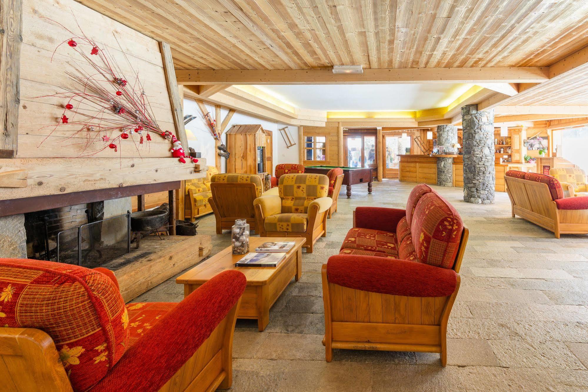 Lagrange Vacances Le Hameau Du Rocher Blanc Serre Chevalier Exterior photo